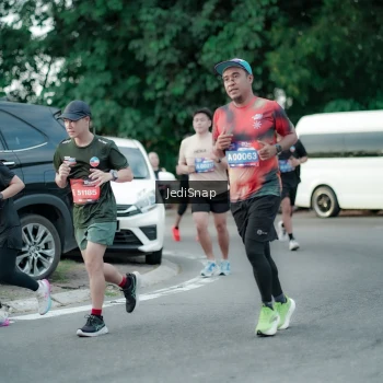 Runner Photo 3884984