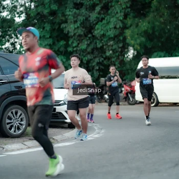 Runner Photo 3884985