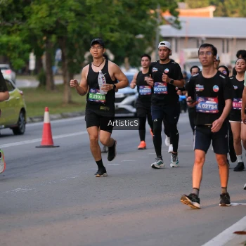 Runner Photo 3884990