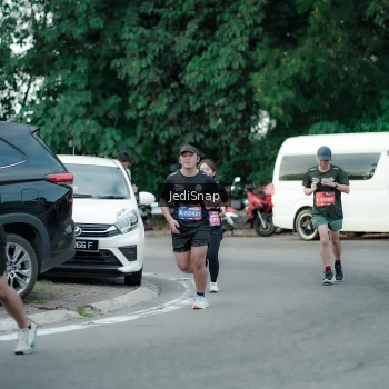 Runner Photo 3884993