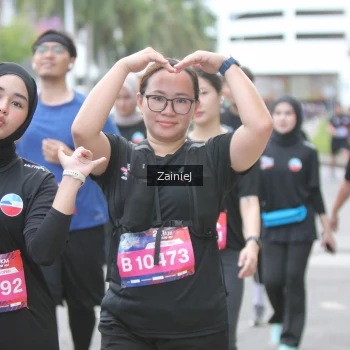 Runner Photo 3885003