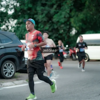 Runner Photo 3885008