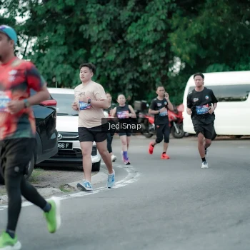 Runner Photo 3885011