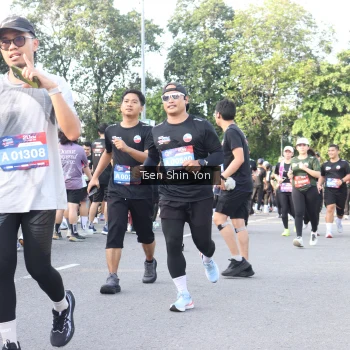 Runner Photo 3885024