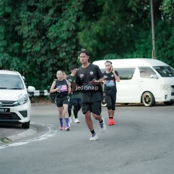 Runner Photo 3885026