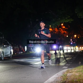 Runner Photo 3885092