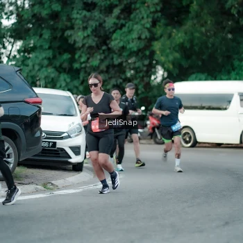 Runner Photo 3885145