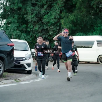 Runner Photo 3885190