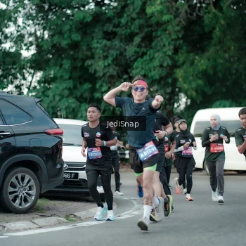Runner Photo 3885210