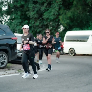 Runner Photo 3885216