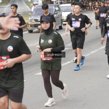 Runner Photo 3885222