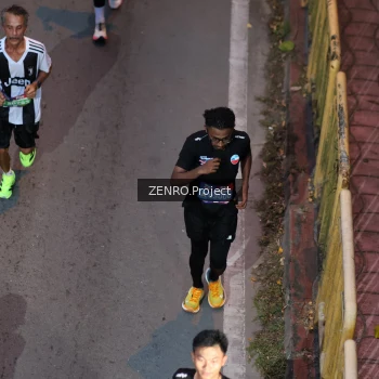 Runner Photo 3885250