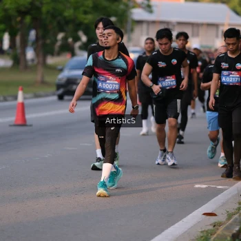 Runner Photo 3885271