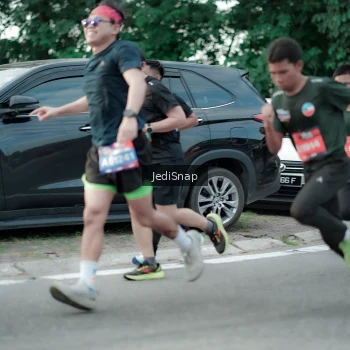 Runner Photo 3885282