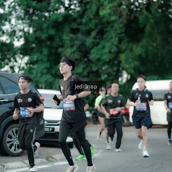 Runner Photo 3885297