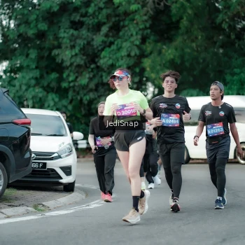 Runner Photo 3885367