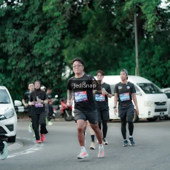 Runner Photo 3885368