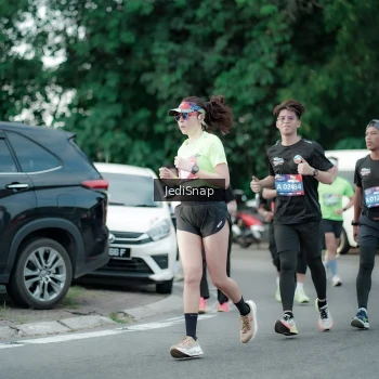 Runner Photo 3885380
