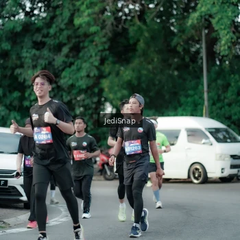 Runner Photo 3885399
