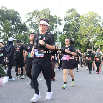 Runner Photo 3885411