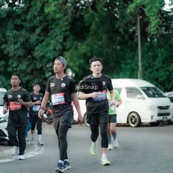 Runner Photo 3885420