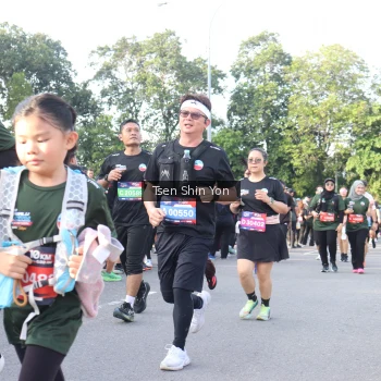 Runner Photo 3885428