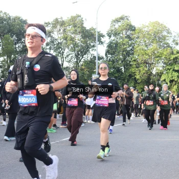 Runner Photo 3885429