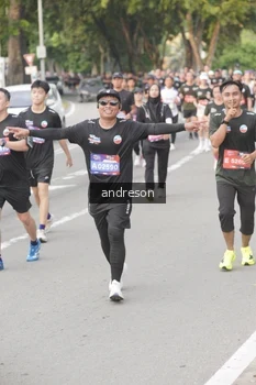 Runner Photo 3885430