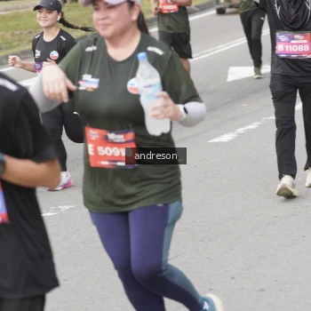 Runner Photo 3885457