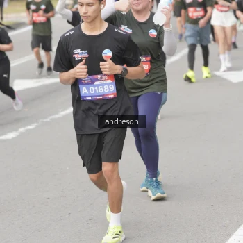 Runner Photo 3885478