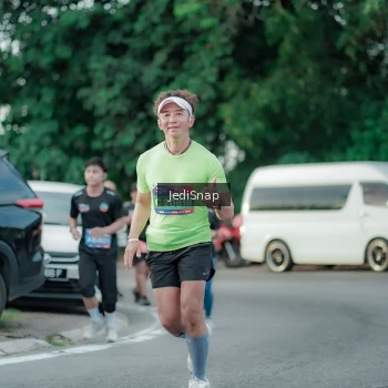 Runner Photo 3885485
