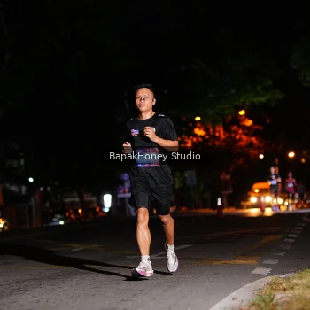 Runner Photo 3885486
