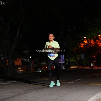 Runner Photo 3885494