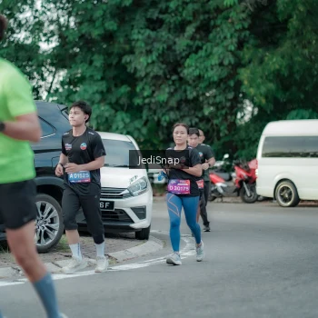 Runner Photo 3885502