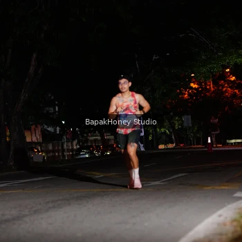 Runner Photo 3885511