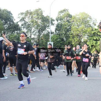 Runner Photo 3885518