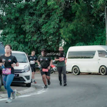 Runner Photo 3885522