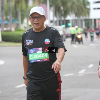Runner Photo 3885547