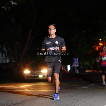 Runner Photo 3885550