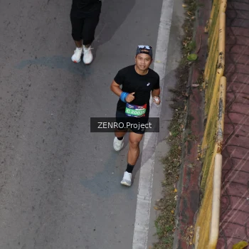 Runner Photo 3885570