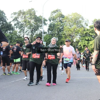 Runner Photo 3885615
