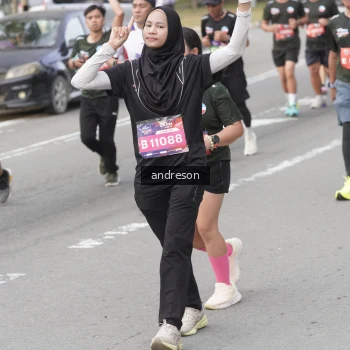 Runner Photo 3885624