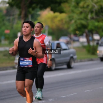 Runner Photo 3885635