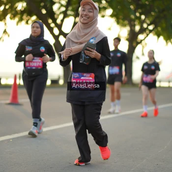 Runner Photo 3885672