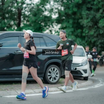 Runner Photo 3885683