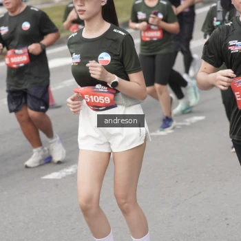 Runner Photo 3885711