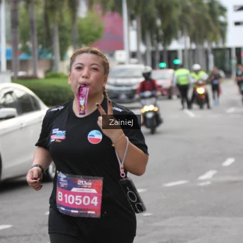 Runner Photo 3885716