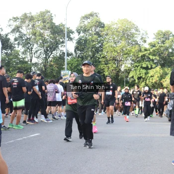 Runner Photo 3885751