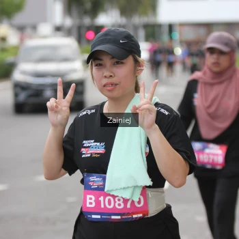 Runner Photo 3885770