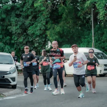 Runner Photo 3885797